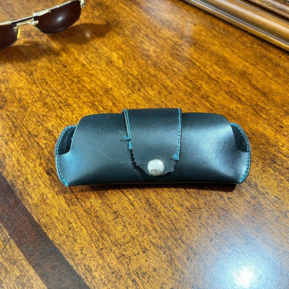 Vintage Versace Versus Sunglasses - Picture 6 of 8